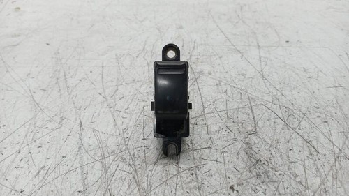 254110v000 front window - front,