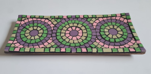 Mosaic plate hand crafted - -,