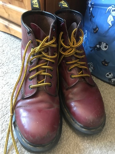 Doc martens size - 6, maroon