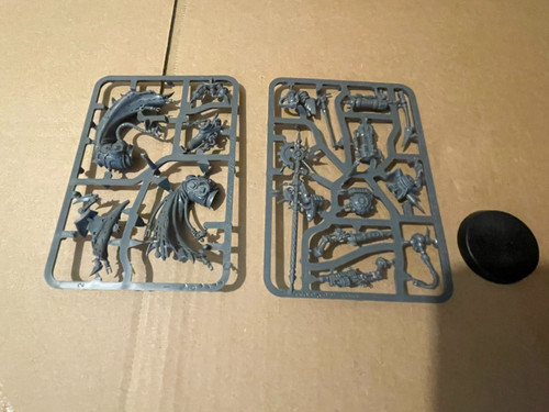 Tech priest dominus warhammer - tech-priest,