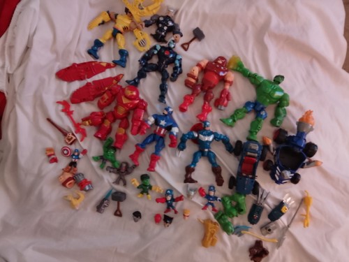 Marvel action figures bundle - marvel,