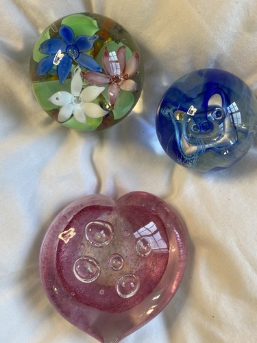 Glass paperweights one - 3, paperweights.