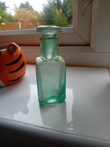 Beautiful green glass - beautiful,