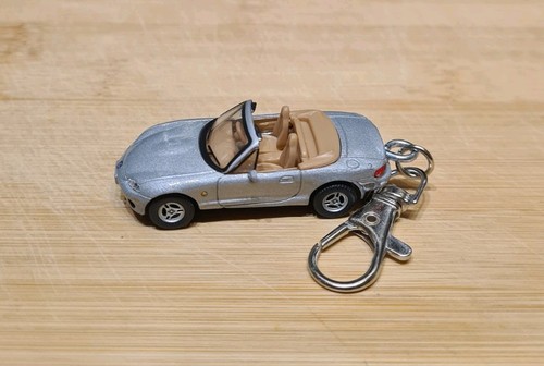Diecast model car mazda - 1/72,