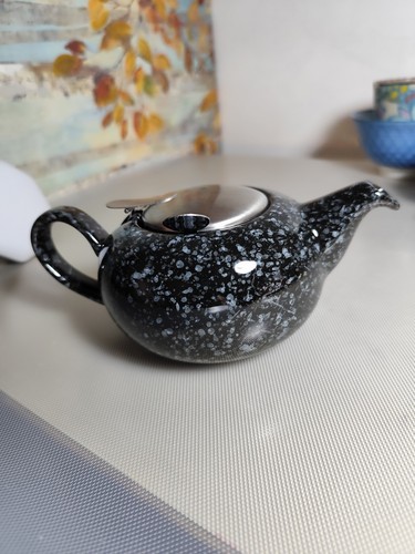 London pottery pebble - pottery, teapot