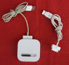 Apple iPod Dock PLUS 2X Apple iPod AV Cables (2006)