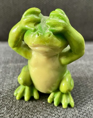 Cute peek boo frog - cute,