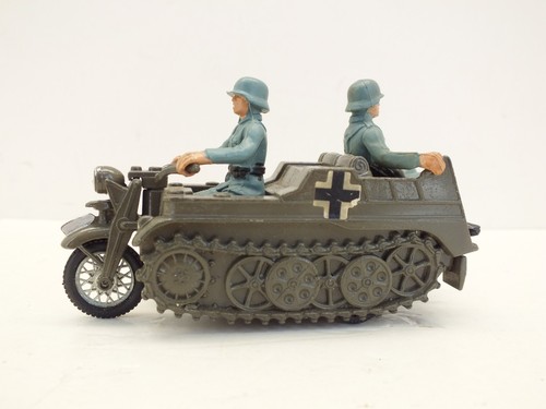 Britains deetail kettenkrad - britains,