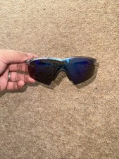 OAKLEY 4.674.851 4.867.550