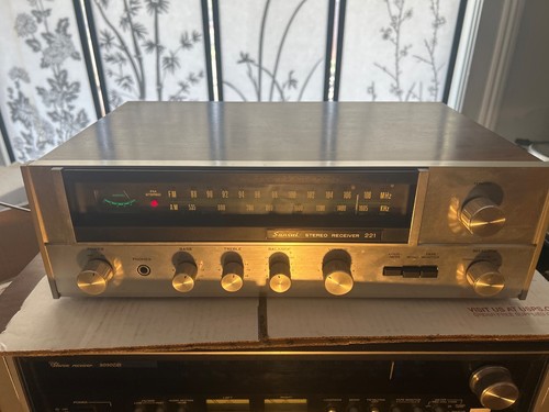 Sansui 221 working ran on - 221,