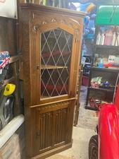 Olde Court corner display