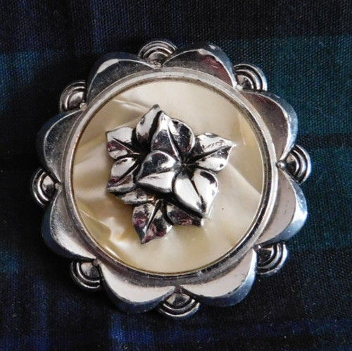Vintage scarf clip