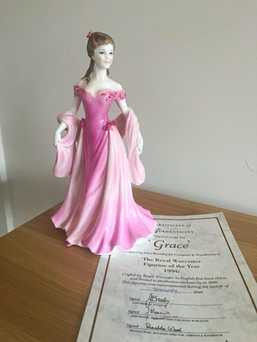 Royal worcester grace bone - royal,