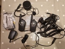 Cobra Microtalk MT200 Battery Operated Walkie Talkie Pair Charger & Batteries
