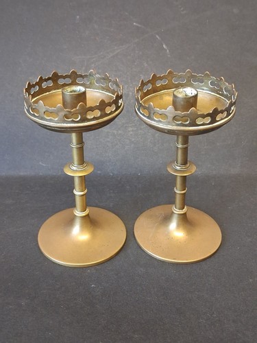 Small pierced crown rimed - crown,