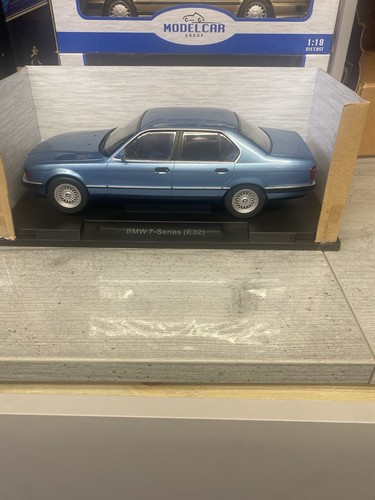 Bmw e32 series 18 scale - series, 1/18