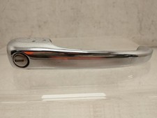 VOLKSWAGEN TRANSPORTER  DOOR HANDLE Mk1 RIGHT EXTERIOR - PART NUMBER 211837205NP