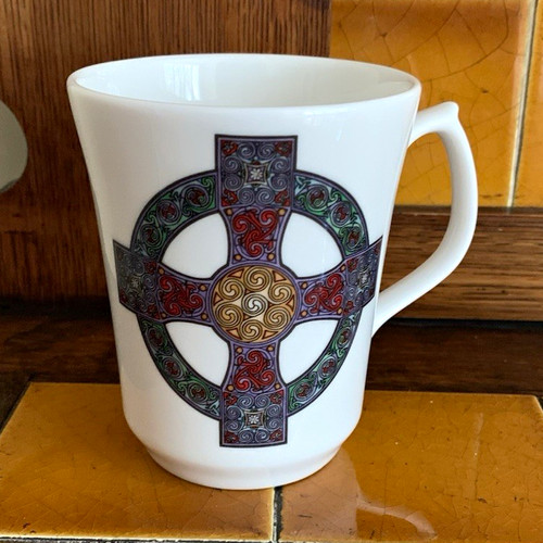 Lindisfarne luckenbooth celtic - lindisfarne,
