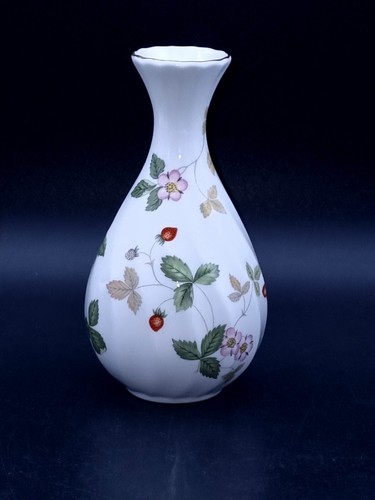 Wedgwood wild strawberry - wedgwood,