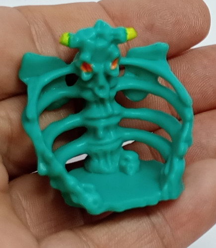 Mighty max skull mountain - max,
