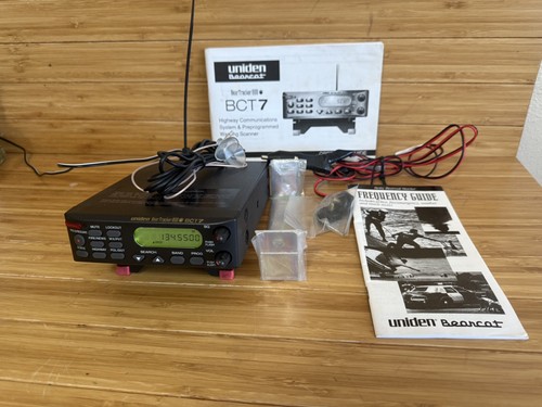 Uniden bearcat bct7 bear - uniden,