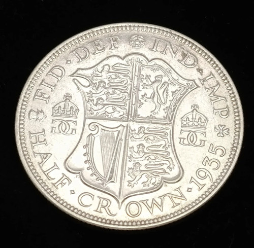 1935 crown george v - uk, ½