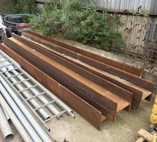Heavy duty steel beams - i-beams, /