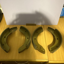 BEDFORD CF FRONT BRAKE SHOES