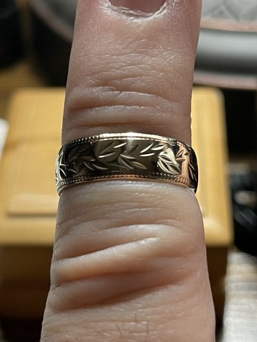 9ct yellow gold beautiful - 9ct,