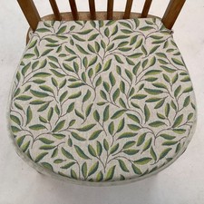 GREEN LEAVES PATTERN CHAIR