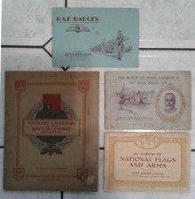 4 ALBUMS OF VINTAGE CIGARETTE
