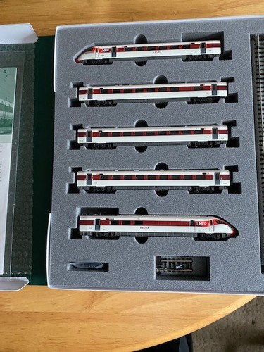 1674 kato class - 10-1674,