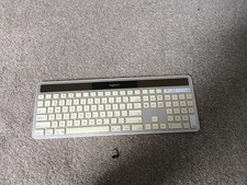 Logitech K750 Wireless Solar