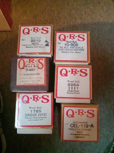 Lot player piano rolls - lot,