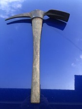 Original USA  American  Army - Pick Axe - WW 2 - Army Jeep 1944