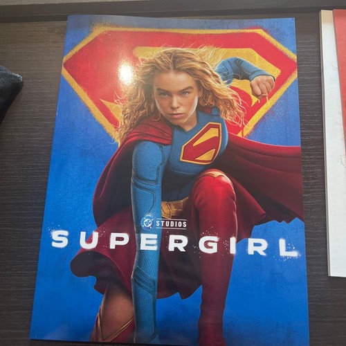 Supergirl pamphlet millie - pamphlet,