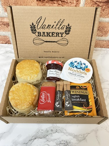 Afternoon tea hamper gift - tea,