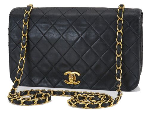 Auth chanel black quilted - chanel,