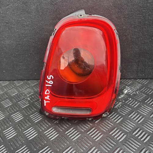 Right rear tail light - right,