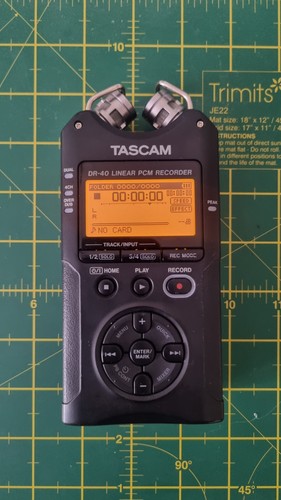 Tascam portable linear - dr-40,