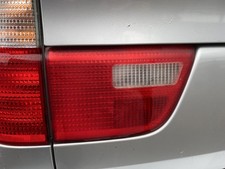 BMW E53 X5 PRE FACELIFT REAR PASSENGER LEFT TAIL BRAKE LIGHT ON BOOTLID 8409011