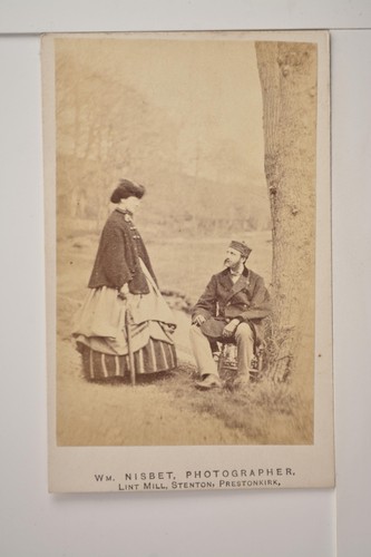 Couple outdoor portrait tree - couple,