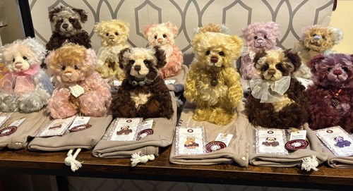 Charlie bears calendar girls - charlie,
