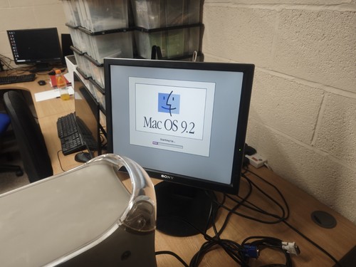 Vintage power mac - mac, model