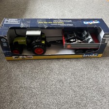 Bruder 1:16 Claas Nectis