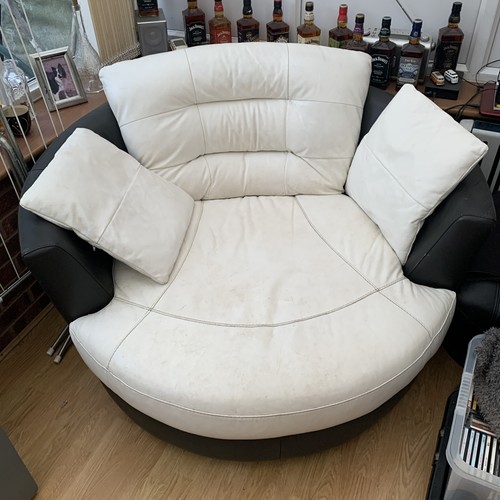 Large leather swivel - leather, cuddle