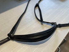Sabre Black Leather Drop