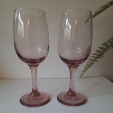 2 x Libbey Wine Glasses Pink Plum Tulip Shape 18.25 cm Libby