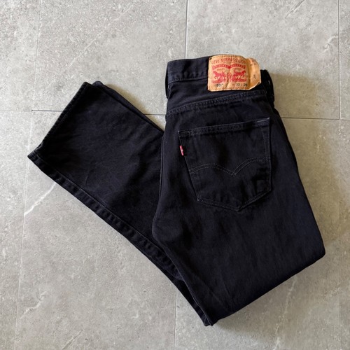 Levi 501 black straight leg - 501,
