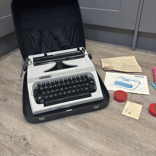 Retro erika 155 - 155, portable